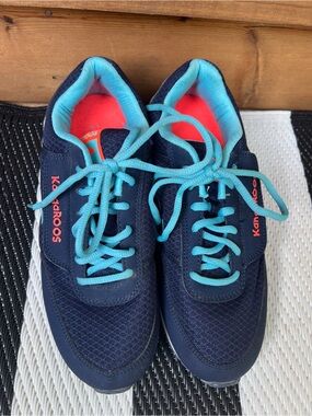 kangaROOS Navy Sneakers with Teal Laces and Coral Accents